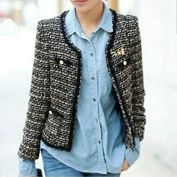 Talbots Women’s Tweed Fringe Blazer with Signature Accent Buttons Collarless - Picture 2 of 16